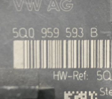 Блок комфорту передніх дверей Volkswagen Golf Mk7, Audi A3 (8V) 5q0959593b