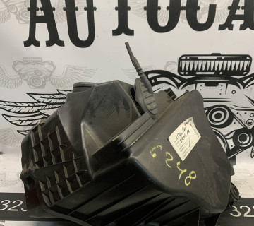Корпус повітряного фільтра 13717567175 BMW E81/87/90/91/92 N43/45