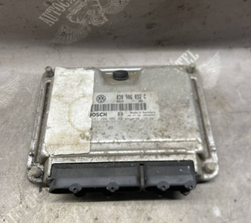 Блок керування двигуном vw lupo seat arosa 1.0 030906032c
