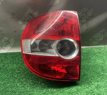 Ліхтар задній лівий зовнішній Volkswagen Fox 5Z0945095A