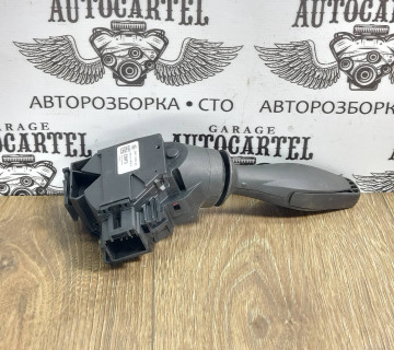 Підрульовий перемикач Ford Fiesta MK7 8A6T13335CC