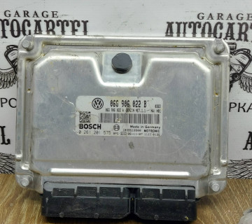 Блок керування двигуном VW Touran 2.0 06G906022B