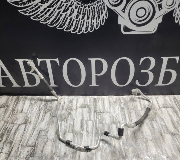 Трубка кондиціонера Volkswagen Golf 5 1K0820743BQ