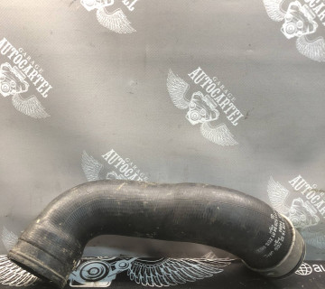 Патрубок інтеркулера Mercedes W211 2.2 A2115281982