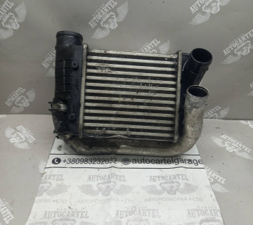 Радіатор інтеркулера для Audi A6 C6 3.0tdi 2004-2011 4f0145806e
