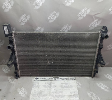 Радіатор охолодження MERCEDES W447 VITO a4475010201