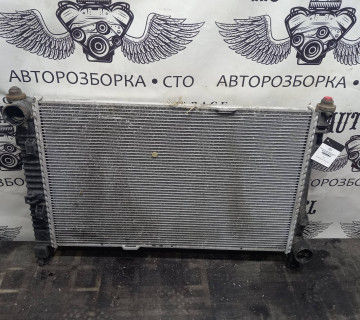 Радіатор водяний Mercedes C (W203) a2035000503