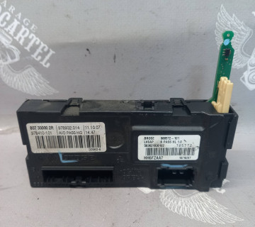 807300002r Блок склопідйомника правий передній Renault Laguna 3 2007-2015