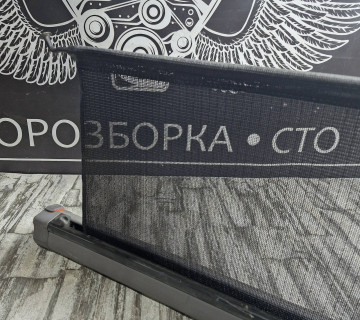 Задня сітка для універсала Audi a6c6 2100000560134