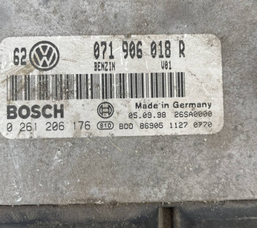 071906018r Блок управління 071906018R benzin V03 / 0261206176 / 0 261 206 176 Bosch