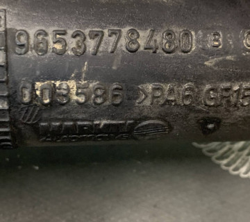 Патрубок інтеркулера Citroen C4 Picasso 1.6 hdi 9653778480b