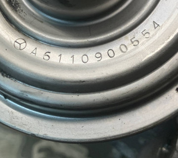 Клапан EGR Mercedes (W210) E 220 CDI a611090055a