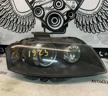 Фара ліва передня bi-xenon Audi A3 8P 8p0941004r