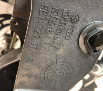 Педаль зчеплення педаль тормоза E1721117A 8EI721523 AUDI A4 B6 1.9 TDI 130 KM 8ei721523