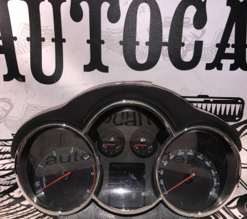 95079989 chevrolet cruze europa 1.7 2.0 Панель приладів