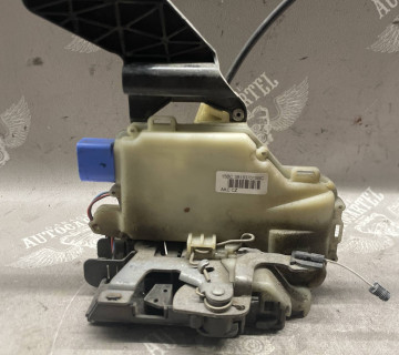 Замок дверей передньої лівої seat ibiza 3 3b1837015bc