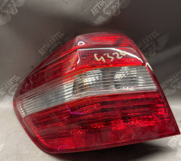 Ліхтар задній лівий MERCEDES ML W164 a1648201964