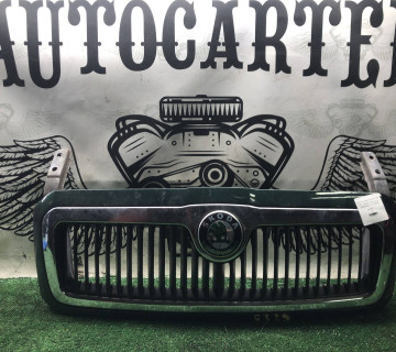 Решітка радіатора рестайл 9201 Skoda Octavia Tour 1U0853651C 21104947