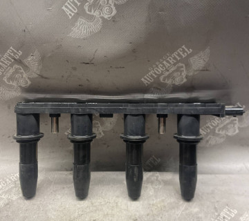 Котушка запалювання Opel Astra G Astra H, Corsa D, Meriva A, Vectra C, Zafira B NGK u6001
