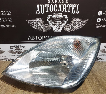 Фара ліва галоген Ford Fiesta V 2S6X13W030CE