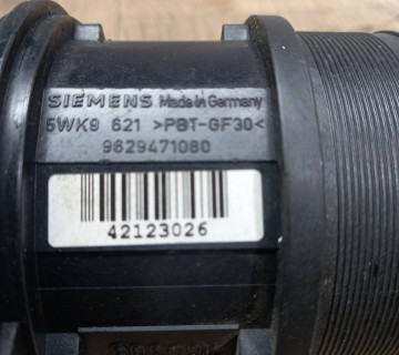 Витратомір повітря(воздухомер) Citroen Berlingo 2.0 HDI 2003-2008 9629471080