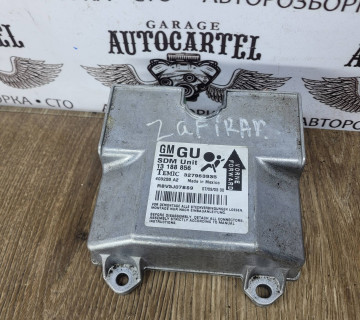 Блок управління Airbag Opel Zafira b 05-11 13188856 327963935