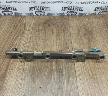 Паливна рейка Opel Astra 1.6 16V (H) 2004-2010 55559375