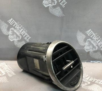 a1648302154 Обігрівач, дефлектор, торпедо,аэратор Mercedes ml 164