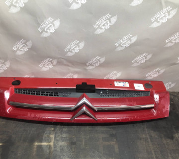 Решітка радіатора Citroen Berlingo 9644758177 21484018