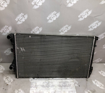 8mk376726 Volvo s60 Радіатор охолодження