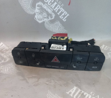 Панель перемикач аварійних Seat Ibiza IV 6j0927137h