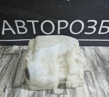 8200104706d Бачок омивача скла,фар Renault Megane 2 2003-2008