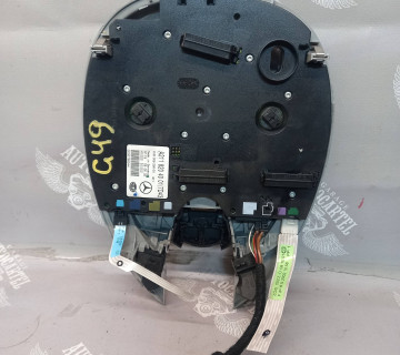 Плафон освітлення салону передній Mercedes w211,A2118204001