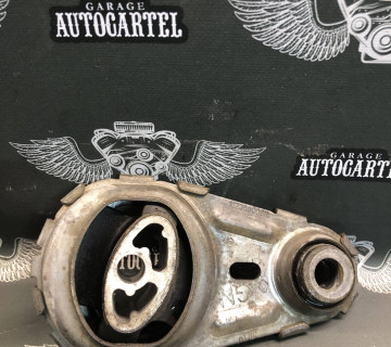 Подушка двигуна задня нижня на Renault Megane III 1.5dCi 112380006R