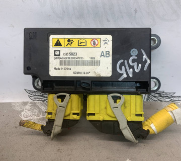 Блок управління AIRBAG Chevrolet Cruze 13505823