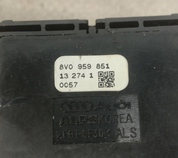 Кнопка склопідйомника двері передньої лівої AUDI A3 8V 8v0959851