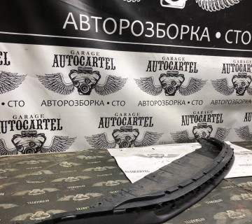 Спойлер губа переднього бампера 5J0807061C Skoda Fabia 2