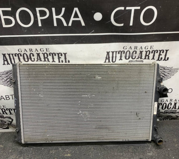 Радіатор охолодження SKODA Octavia A5 04-13, Superb 08-15 5k0121251f