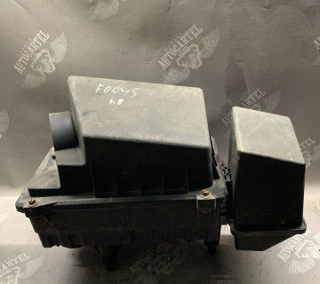 корпус повітряного фільтра ford focus mk1 ys4x9600aa