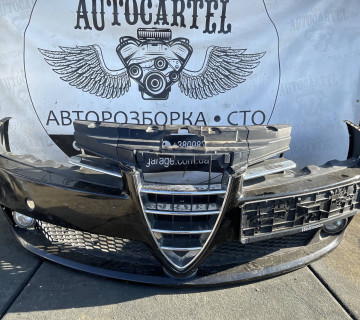 Бампер передній Alfa Romeo 159 156044388 21996887