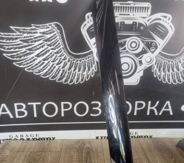 Накладка передньої стійки ліва Skoda Fabia 2 2007-2014 5J6853263A