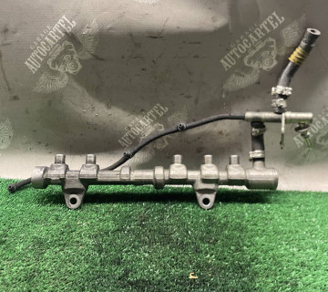 Паливна рампа рейка Fiat Doblo, Fiorino Opel Corsa D 1.3 jtd 55215210