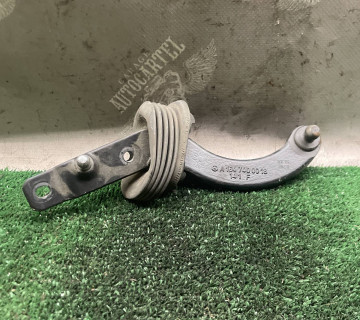 Петля кришки багажника Mercedes W164 a1647400018