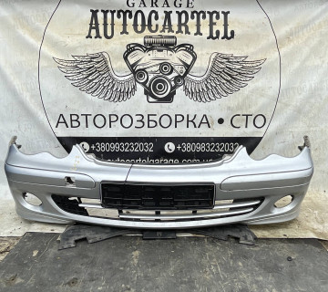 Бампер передній Mercedes W203 21119408