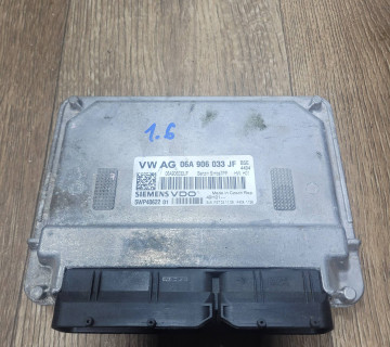 Блок управління ECU 06A906033JF ecu vw caady 1.6 5wp40622 01