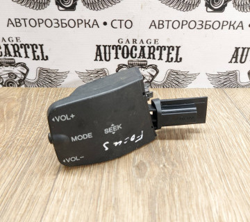 Підрульовий перемикач магнітоли Ford Focus II 3M5T14K147AD