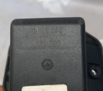 Лючок паливного бака Opel Zafira B Opel Astra H 13111596, 21459276