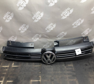 1K0853651A Решітка радіатора VW Golf 5 21482731