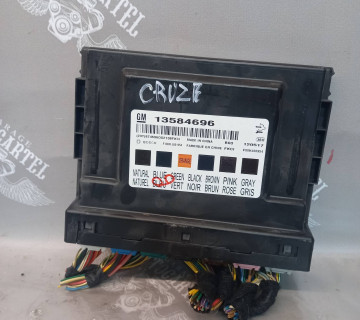 Блок комфорт CHEVROLET CRUZE J300 2008-2012 13584696