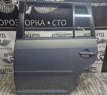 Дверка задня ліва Volkswagen Touran 21618925